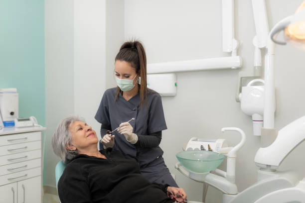 Best Dentist Open Late Near Me  in Oak Grove, AL